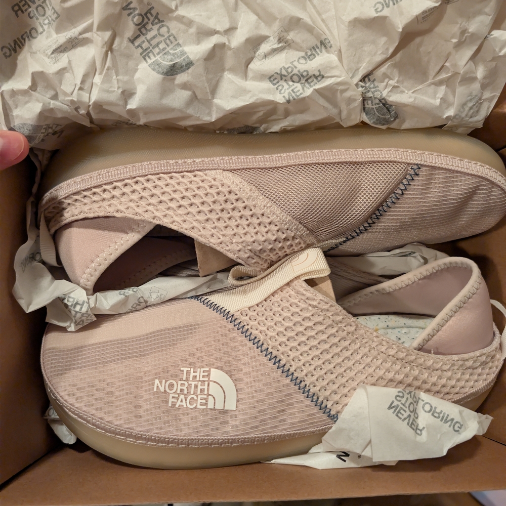 The North Face Base camp Mule - Picture 1 of 4